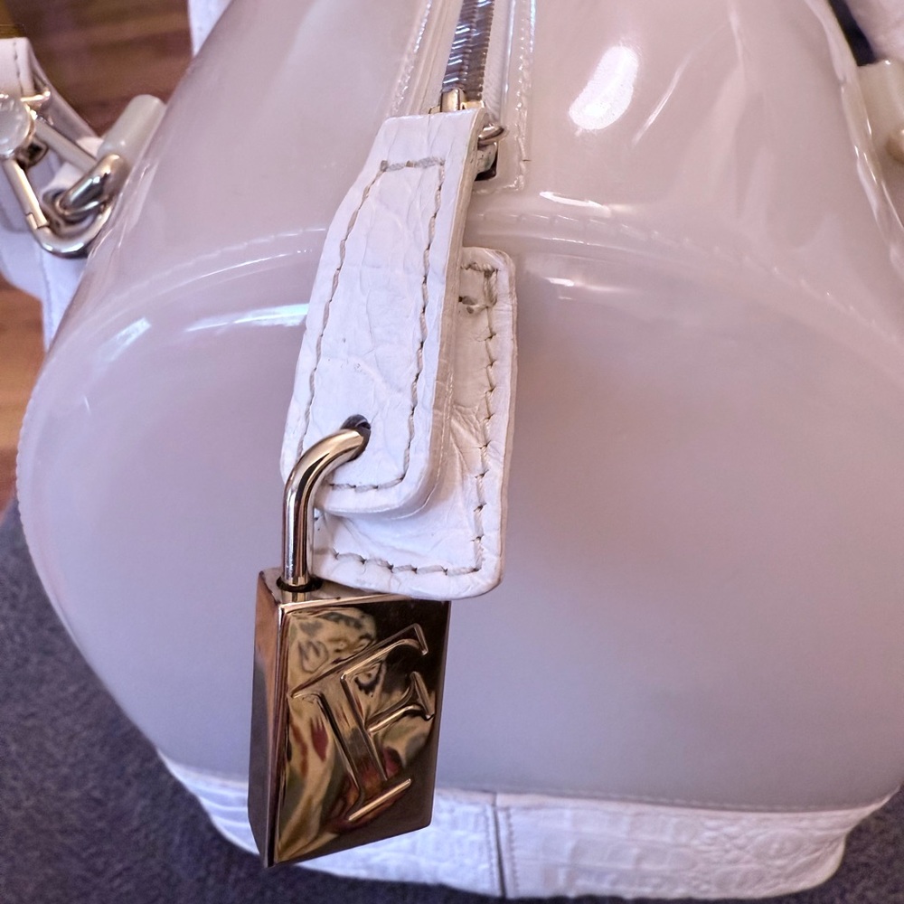 SOLD - FURLA Satchel ‘Boston’ Bag Leather & Rubber w/Gold Accents & Dust Bag EUC - Picture 5 of 16